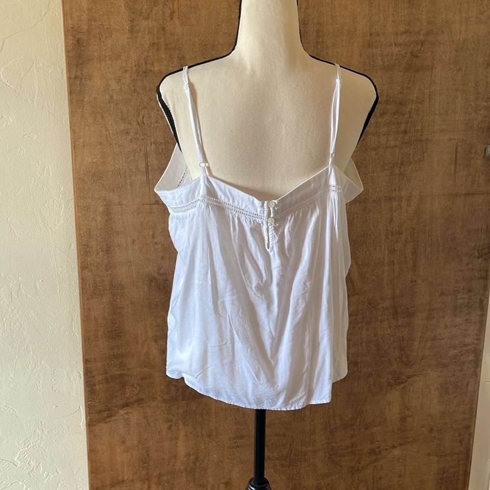 Cute, detailed, white Old Navy Tank Top! - Picture 2 of 7